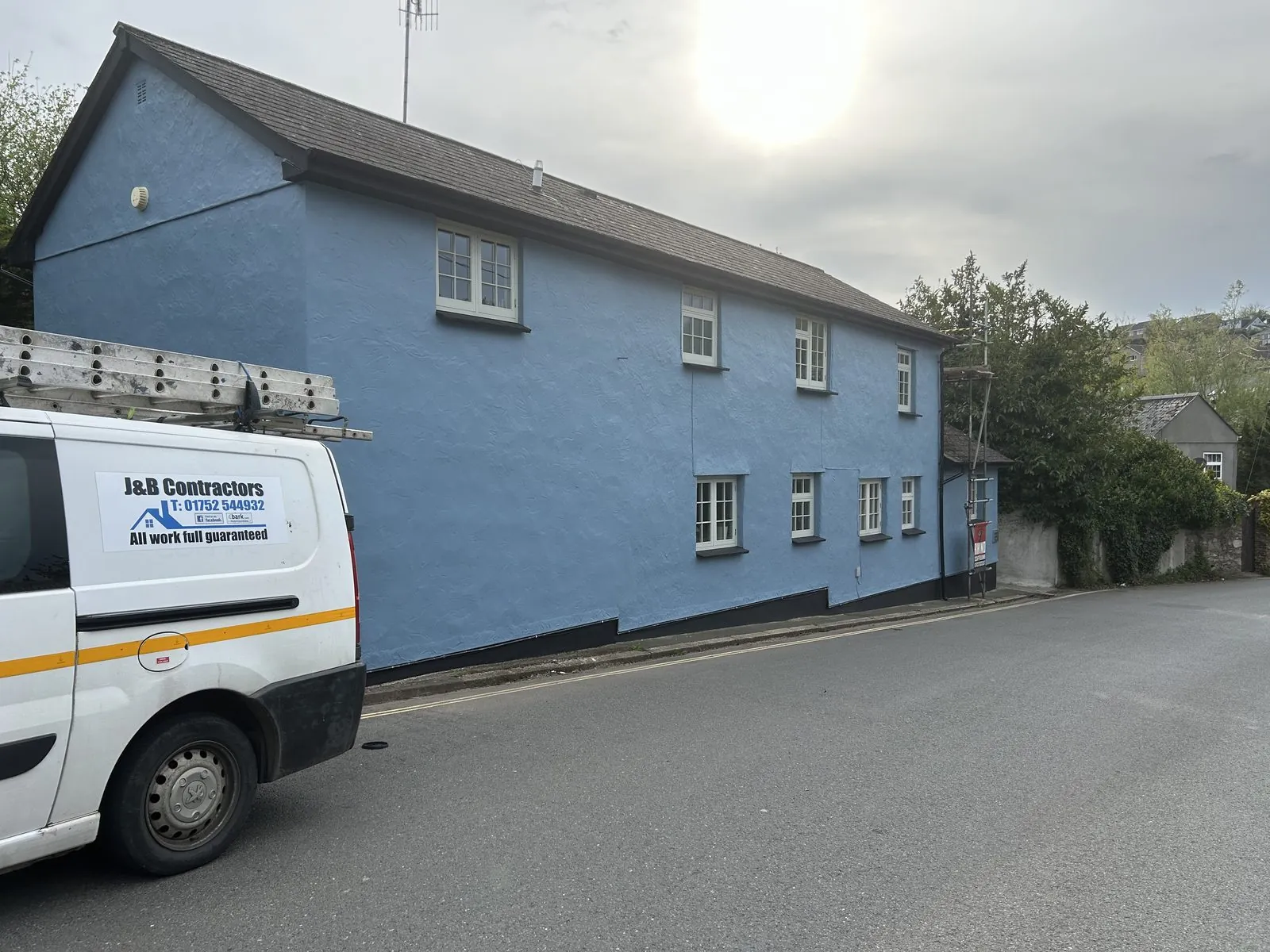 Exterior painting of a detached house in Exeter